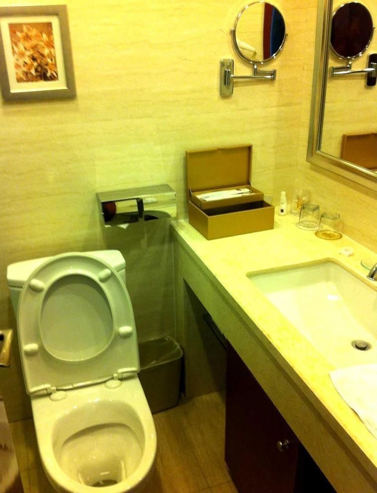 Qianjin Hotel - Changchun Bagian luar foto