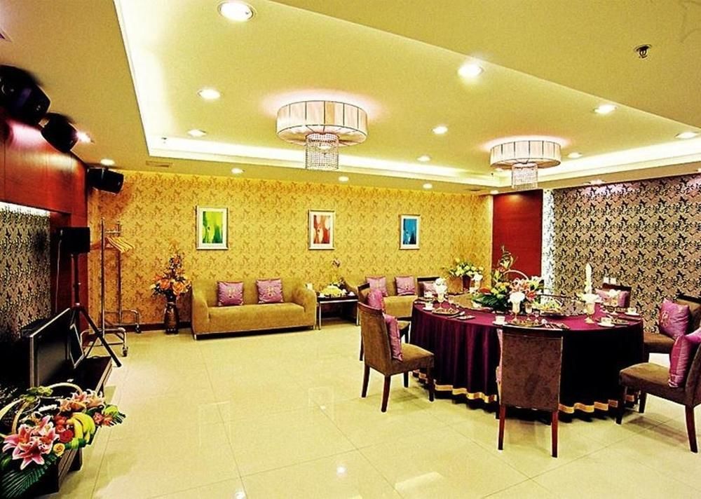 Qianjin Hotel - Changchun Bagian luar foto