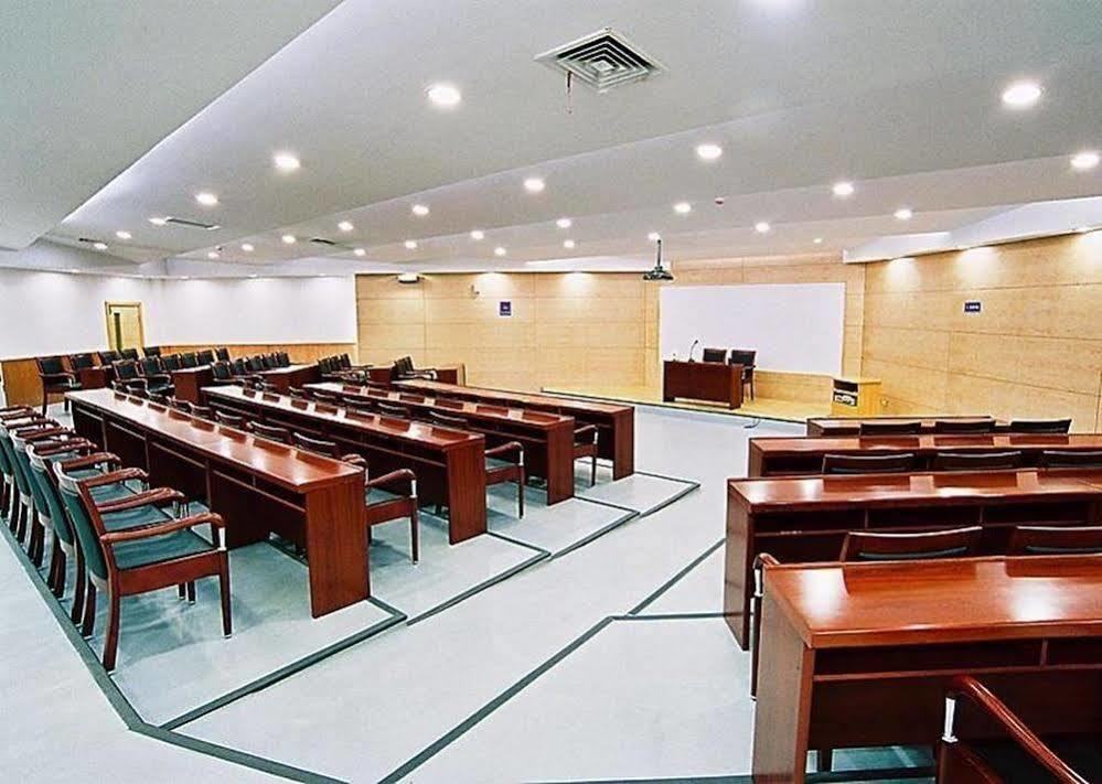 Qianjin Hotel - Changchun Bagian luar foto