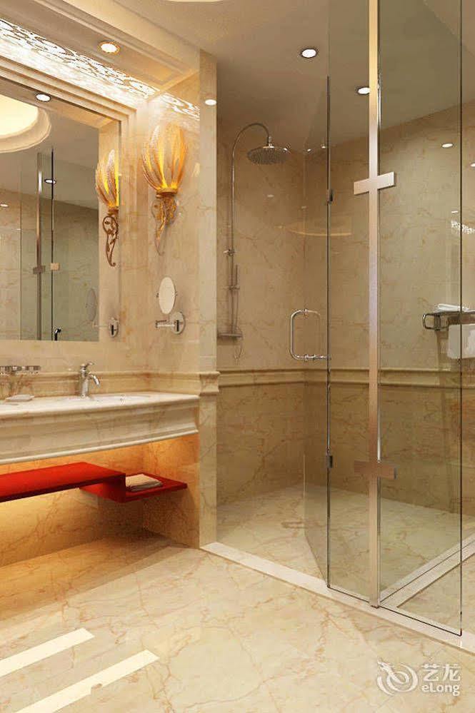 Qianjin Hotel - Changchun Bagian luar foto
